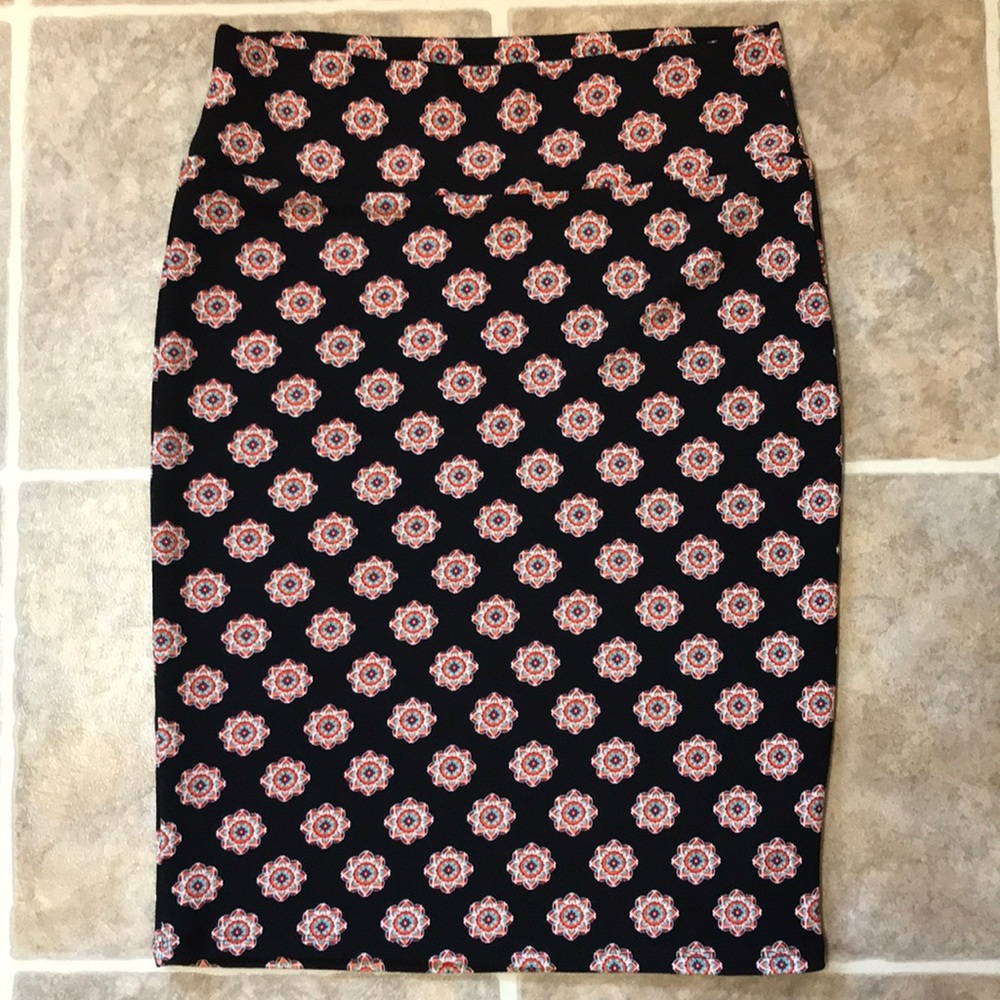 LuLaRoe Cassie Pencil Skirt